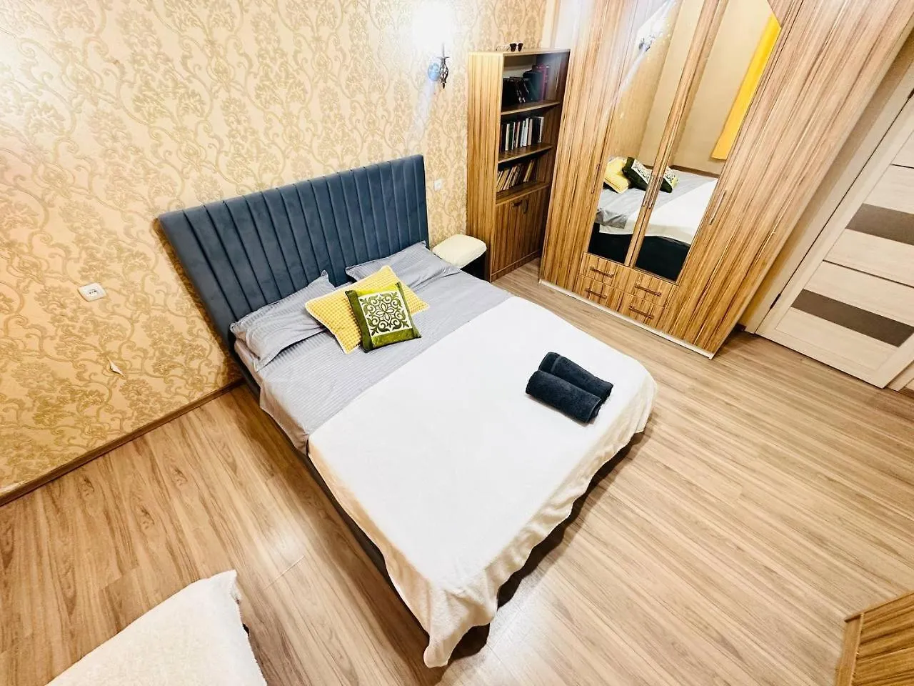 Уют Для Большой Семьи В Золотом Квадрате Almaty Kazachstán
